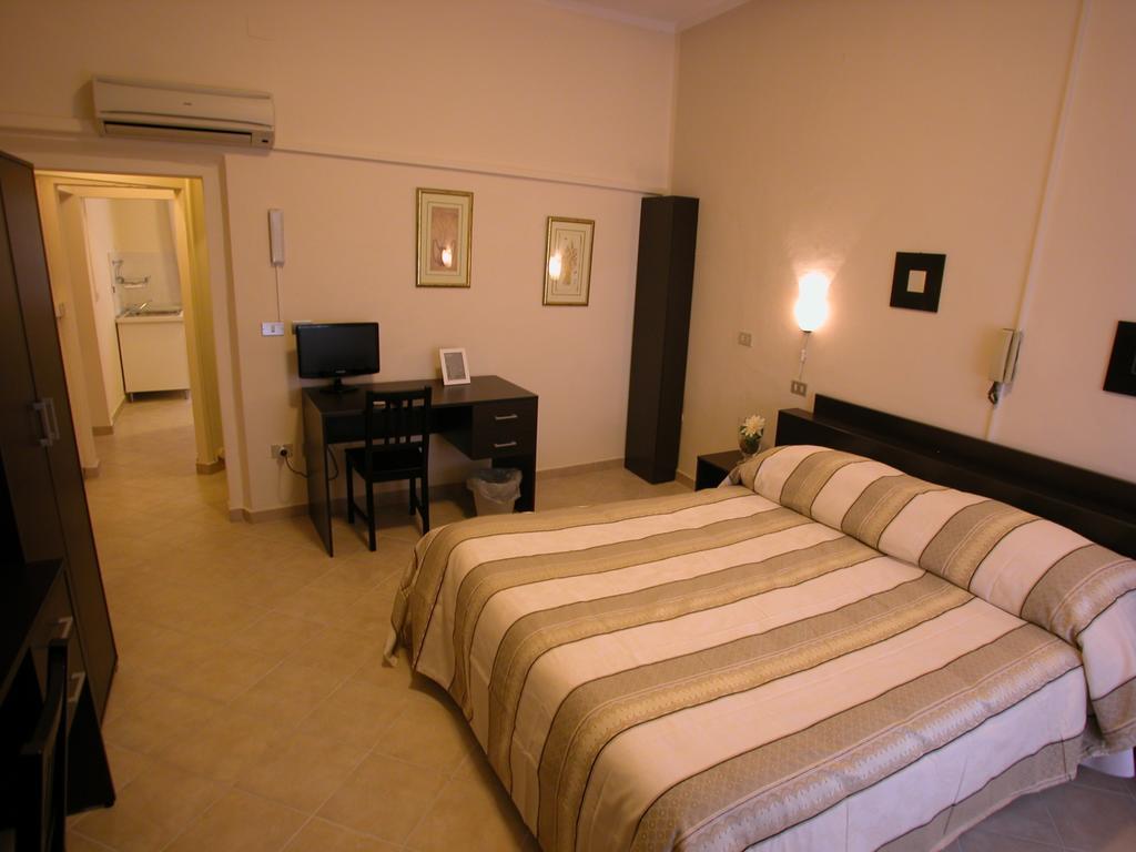Guest House Roma プラート 部屋 写真