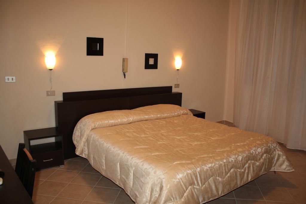 Guest House Roma プラート 部屋 写真